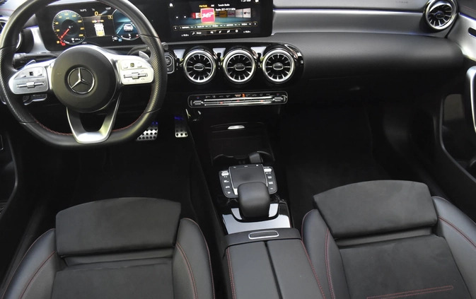 Mercedes-Benz CLA cena 179000 przebieg: 22000, rok produkcji 2021 z Debrzno małe 596